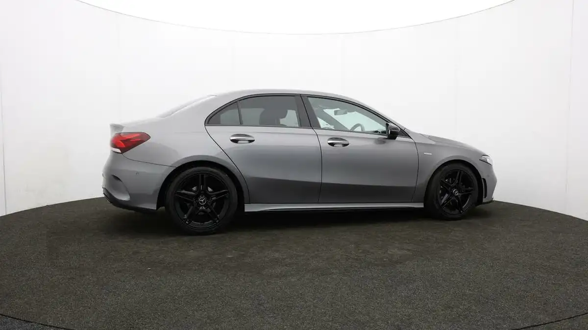 2022-mercedes-benz-a-class-13-a180-amg-line-premium-edition-saloon-4d-7g-dct-big-39