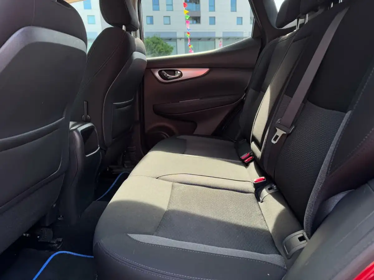 2018-nissan-qashqai-13-dig-t-n-connecta-160ps-dct-big-30