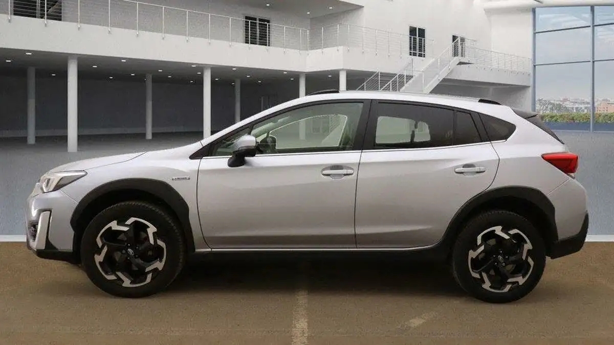 2022-subaru-xv-20i-e-boxer-se-premium-big-4