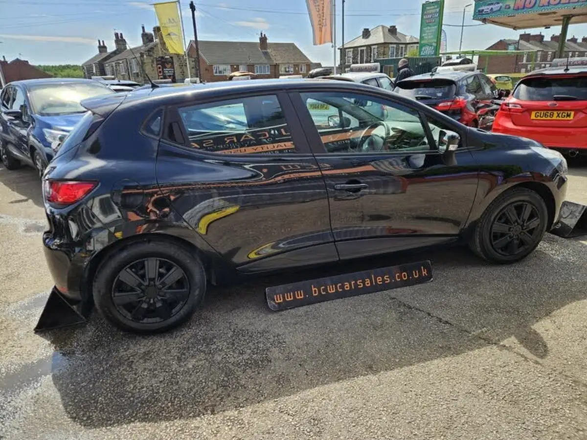 2013-renault-clio-12-expression-big-7
