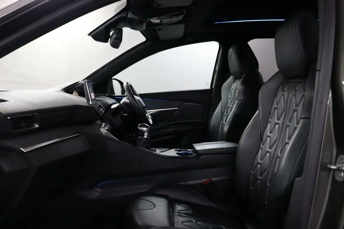 2018-peugeot-3008-suv-12-puretech-gt-line-premium-big-40