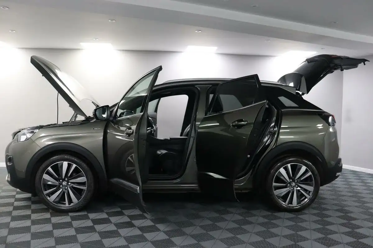 2018-peugeot-3008-suv-12-puretech-gt-line-premium-big-16