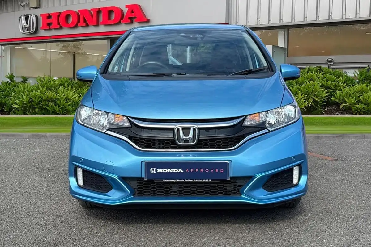2018-honda-jazz-13-i-vtec-se-cvt-big-3