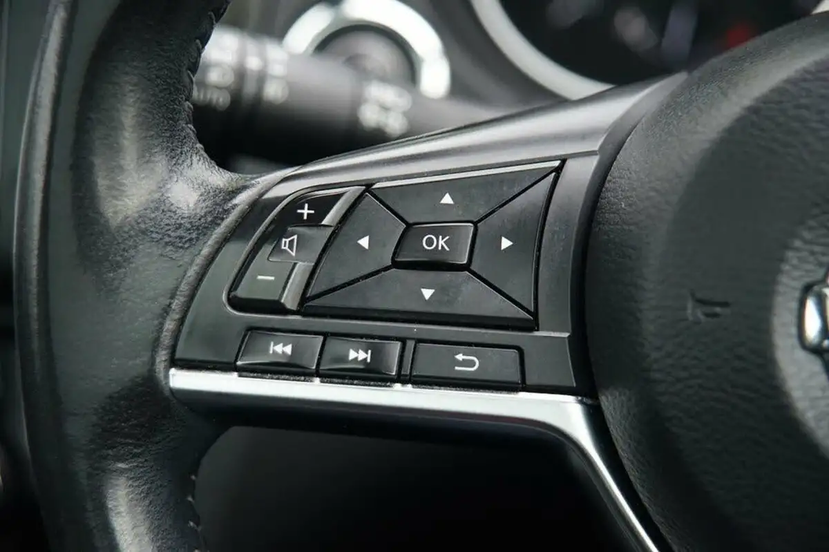 2019-nissan-qashqai-13-dig-t-tekna-140ps-big-11