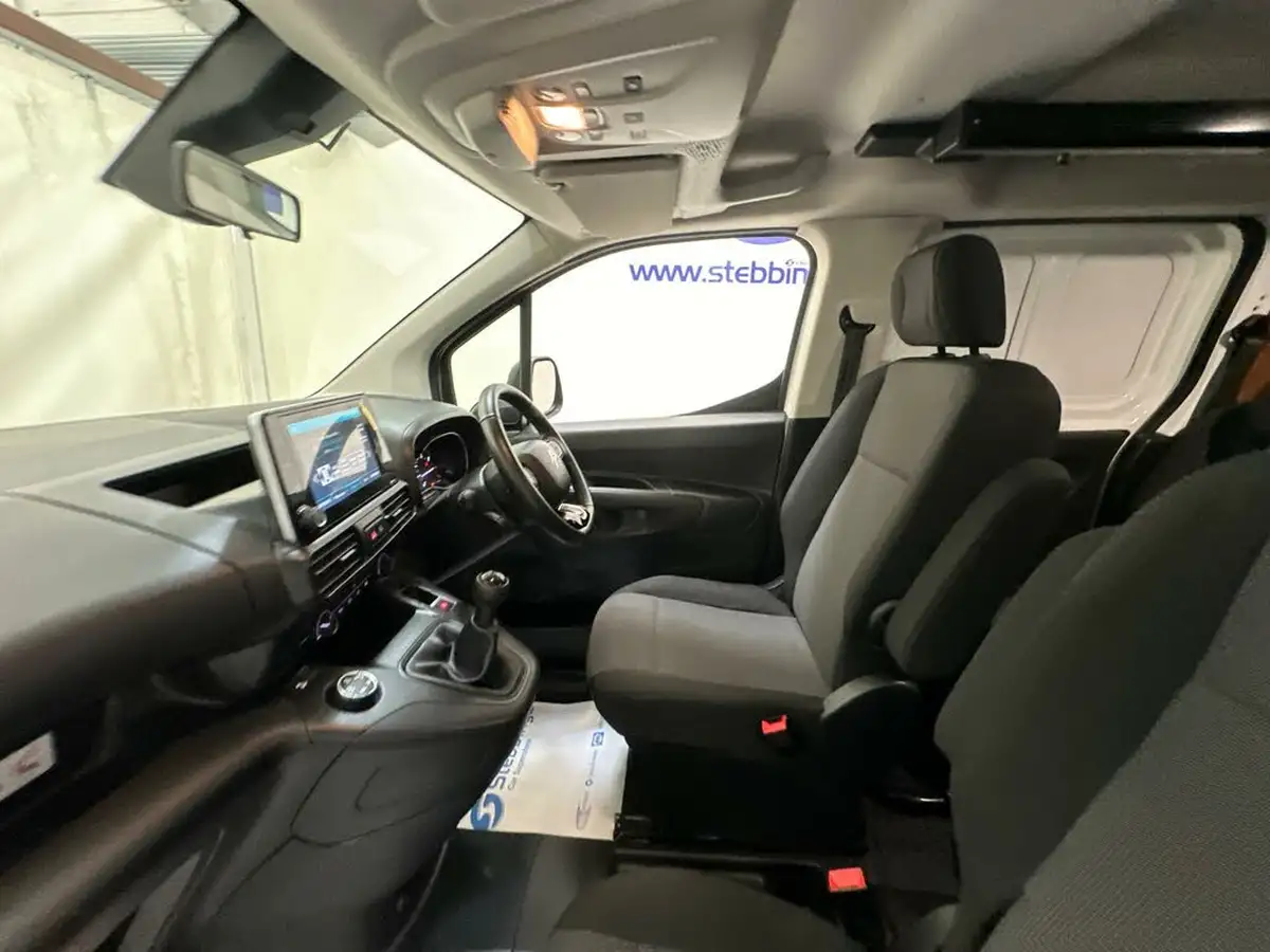 2020-citroen-berlingo-15bluehdi-850-enterprise-100pseu6dt-e-ss-big-23