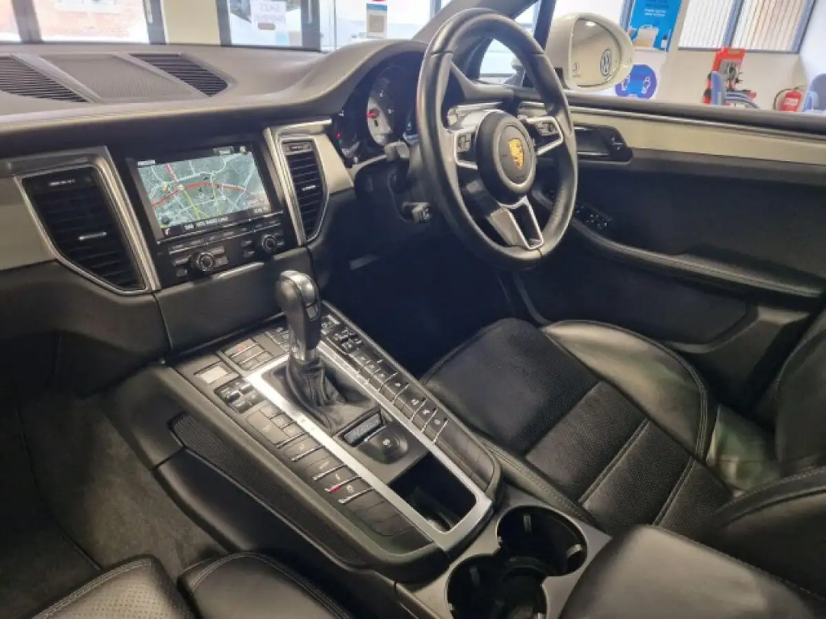 2014-porsche-macan-30td-s-big-27