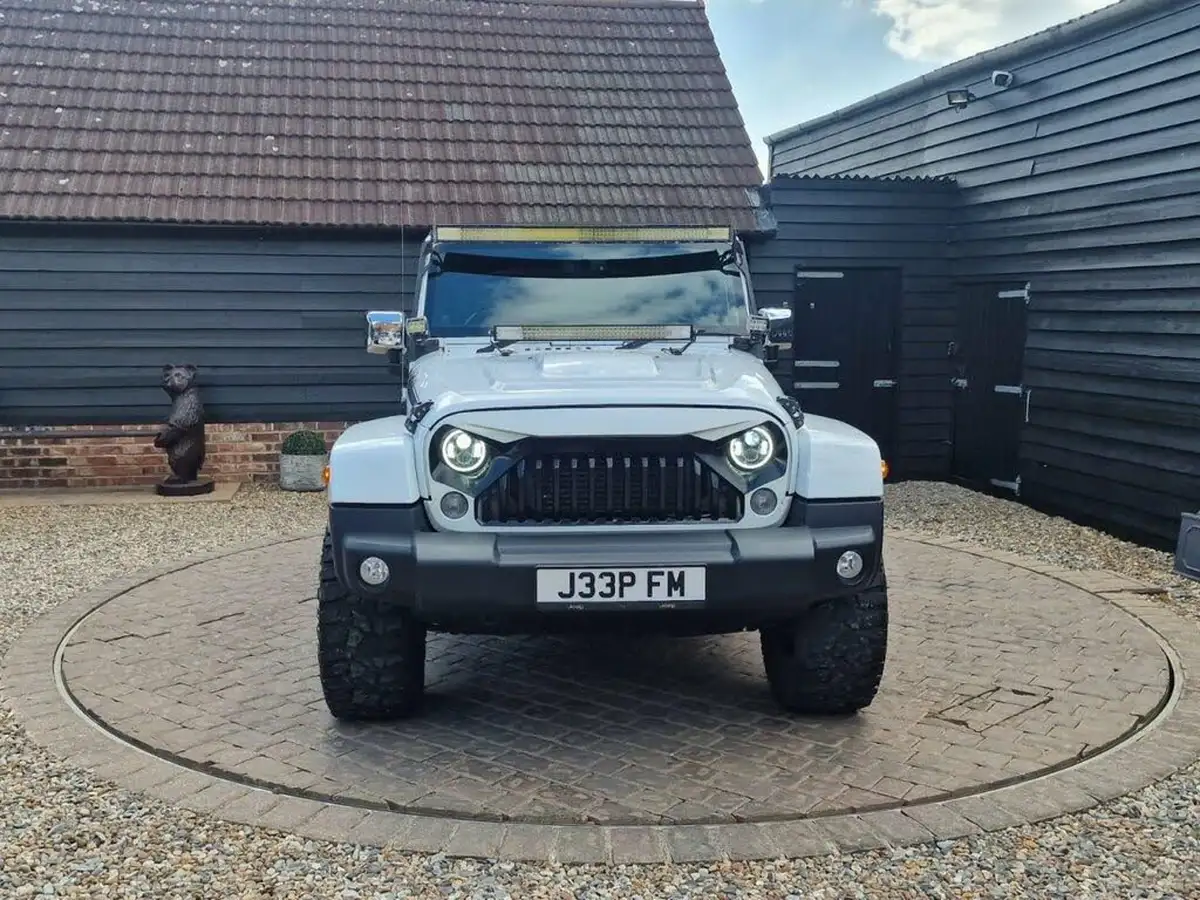 2014-jeep-wrangler-28crd-overland-unlimited-5d-big-36