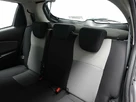 2019-toyota-yaris-15-vvt-i-icon-hybrid-small-17
