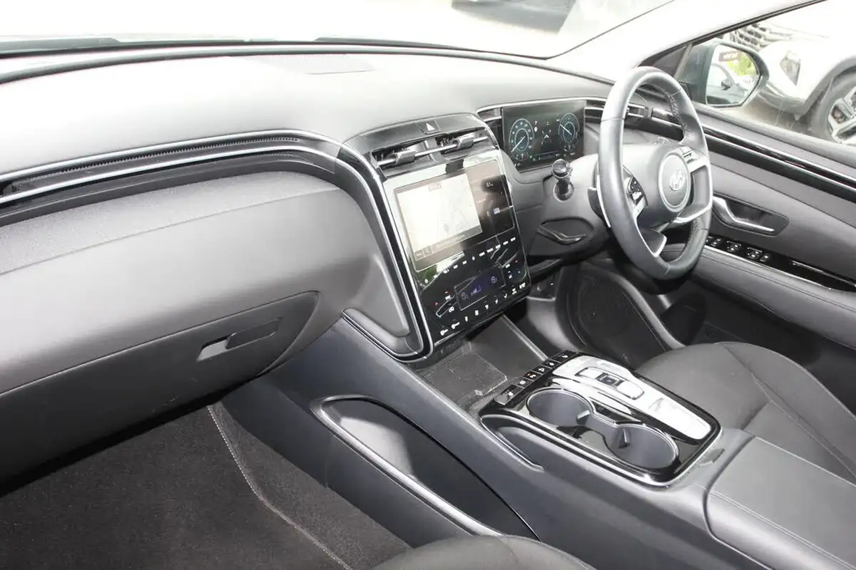 2023-hyundai-tucson-16-t-gdi-premium-230ps-hybrid-auto-big-11