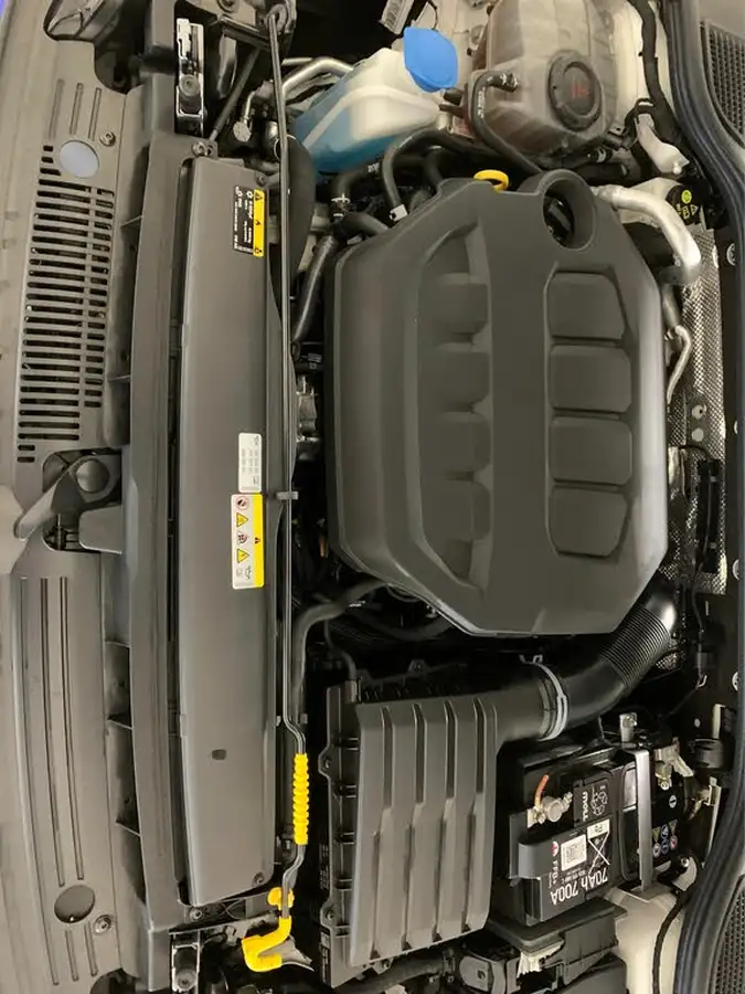 2024-volkswagen-golf-20-tsi-r-320ps-hatchback-big-31