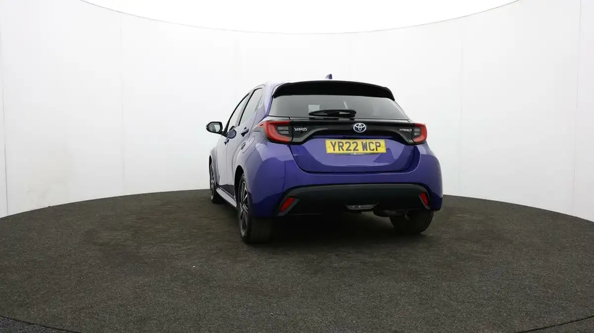 2022-toyota-yaris-15-vvt-i-design-big-32