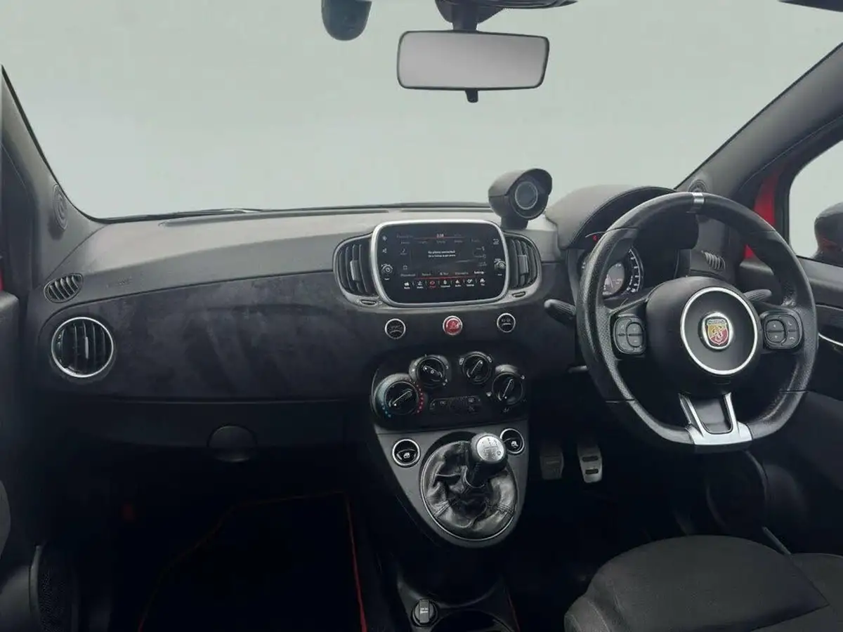 2018-abarth-595-14-tjet-trofeo-big-16