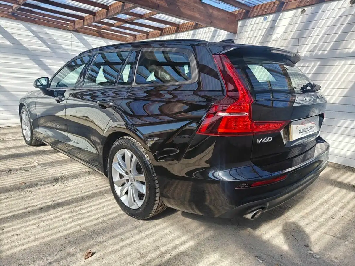 2018-volvo-v60-20td-d4-momentum-geartronic-big-21