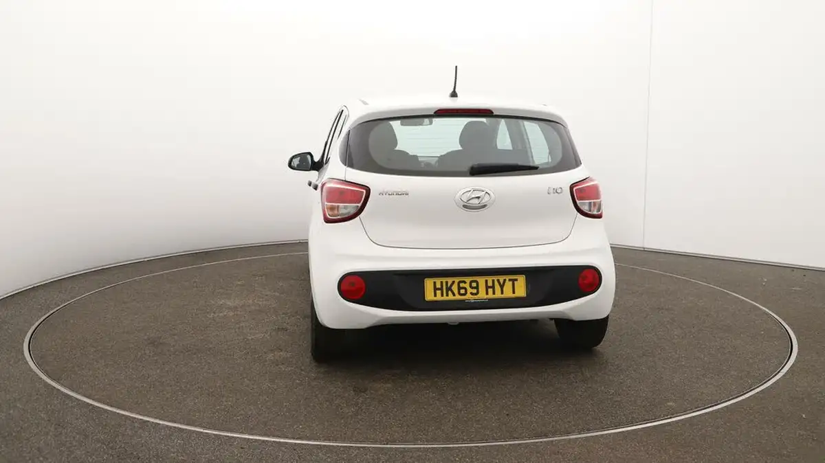 2019-hyundai-i10-10-s-big-56