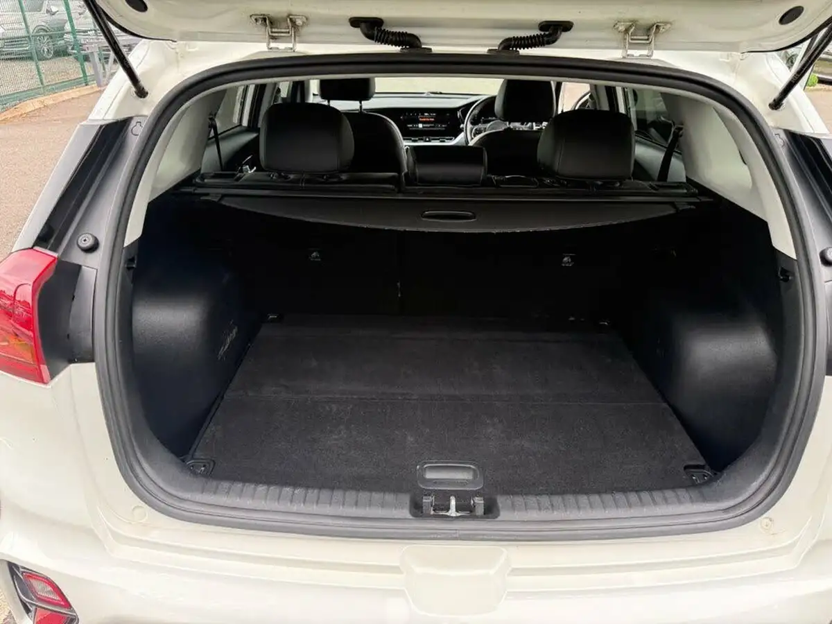 2022-kia-niro-16-gdi-3-156kwh-big-40