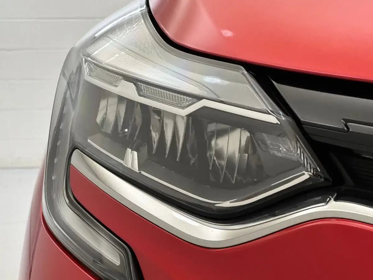 2021-renault-captur-13-tce-iconic-140ps-big-30