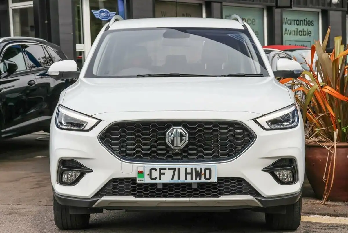 2021-mg-zs-suv-15-vti-tech-exclusive-big-2