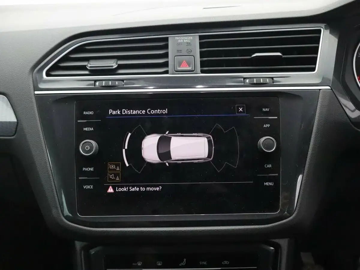 2020-volkswagen-tiguan-15-tsi-life-130ps-big-15