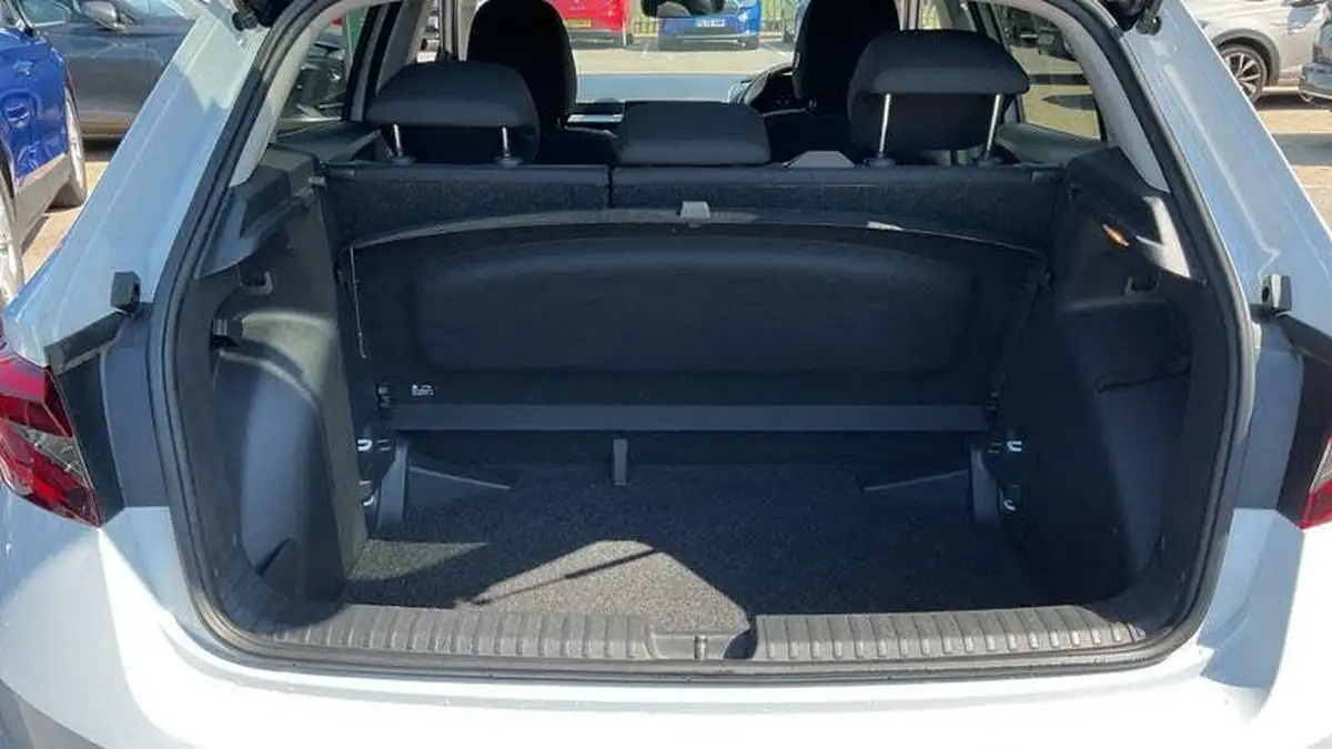 2023-skoda-fabia-10-tsi-colour-edition-110ps-big-36
