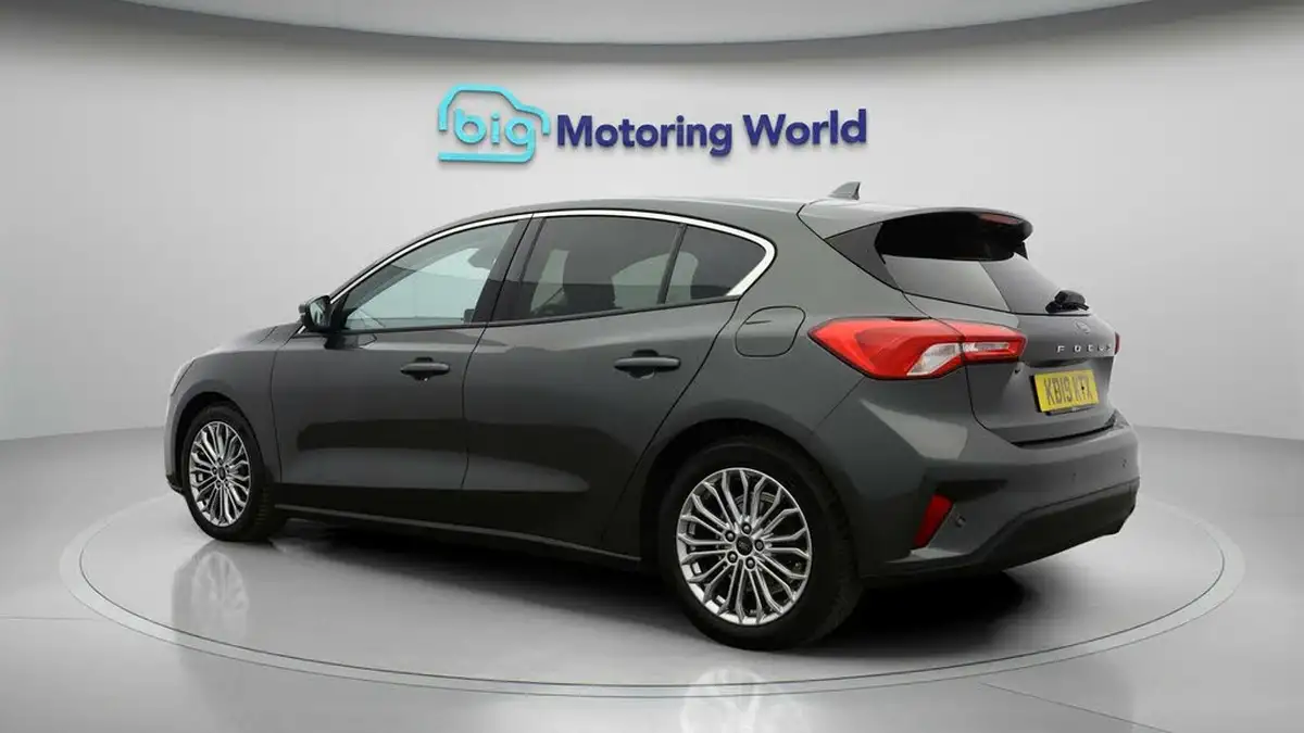 2019-ford-focus-15t-titanium-x-hatchback-big-4
