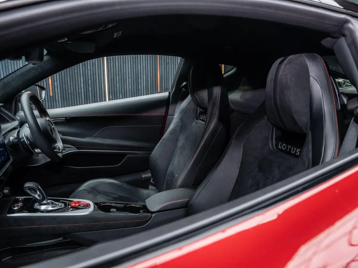 2023-lotus-emira-35-first-edition-v6-big-43