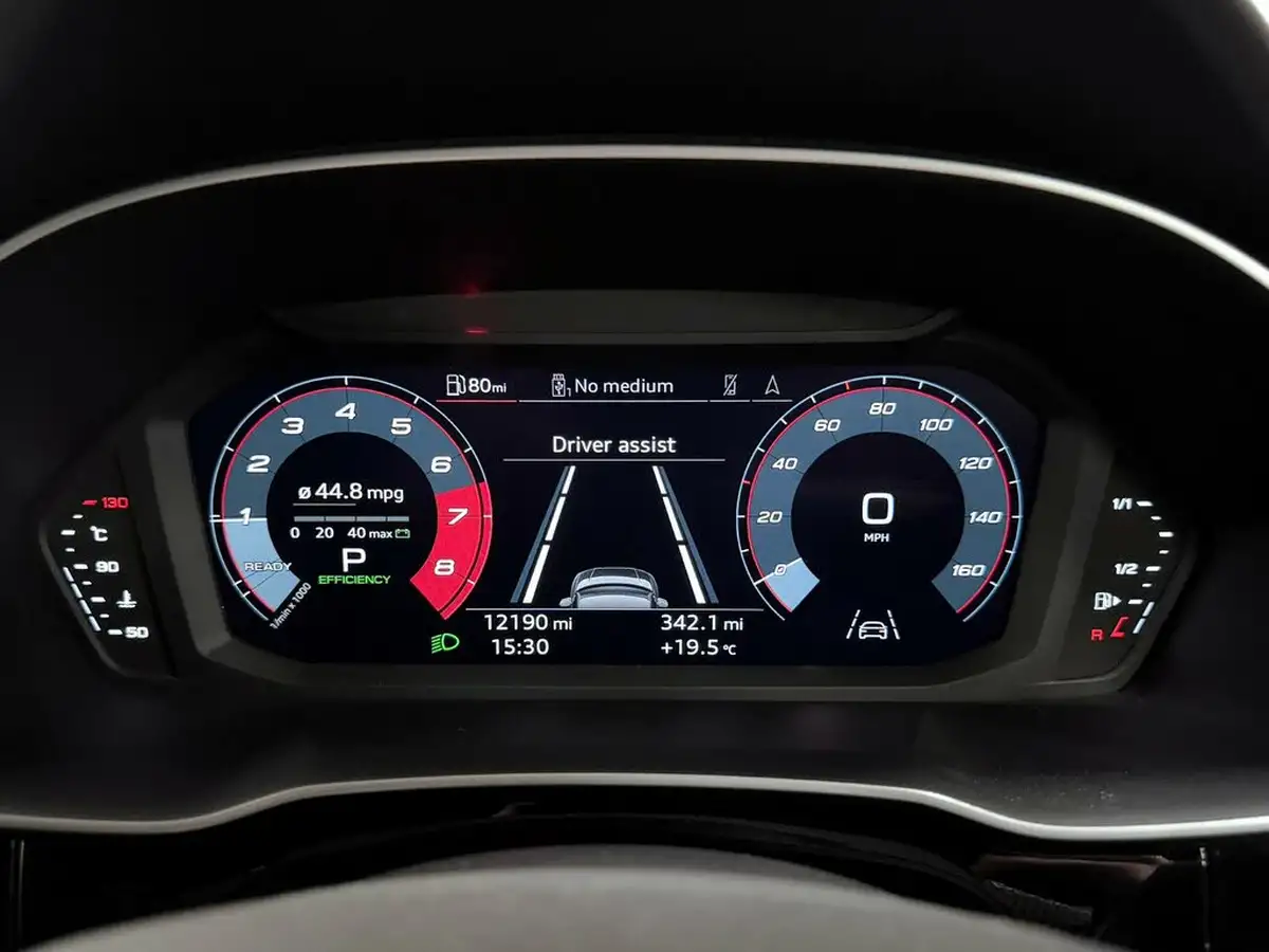 2023-audi-q3-15-35-tfsi-black-edition-cod-sportback-s-tronic-big-46