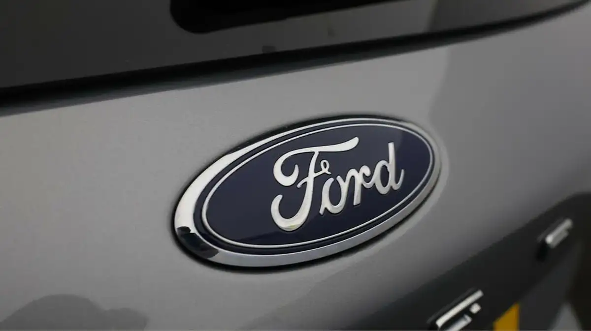 2022-ford-kuga-big-20