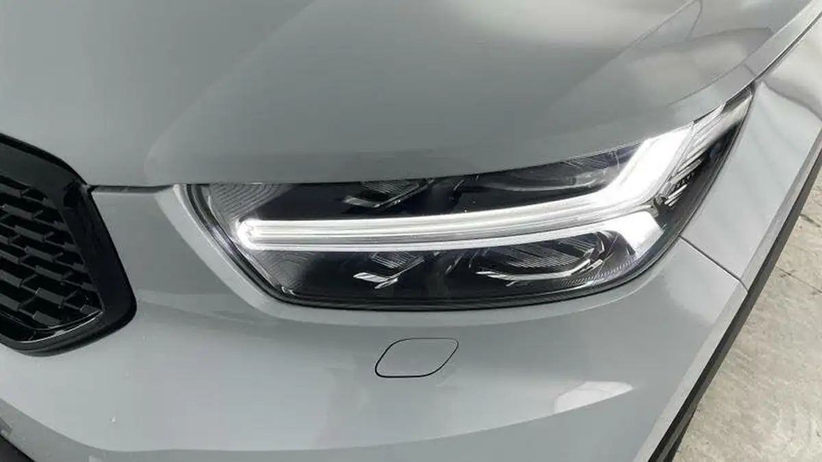 2021-volvo-xc40-15-t5-r-design-262bhp-big-37