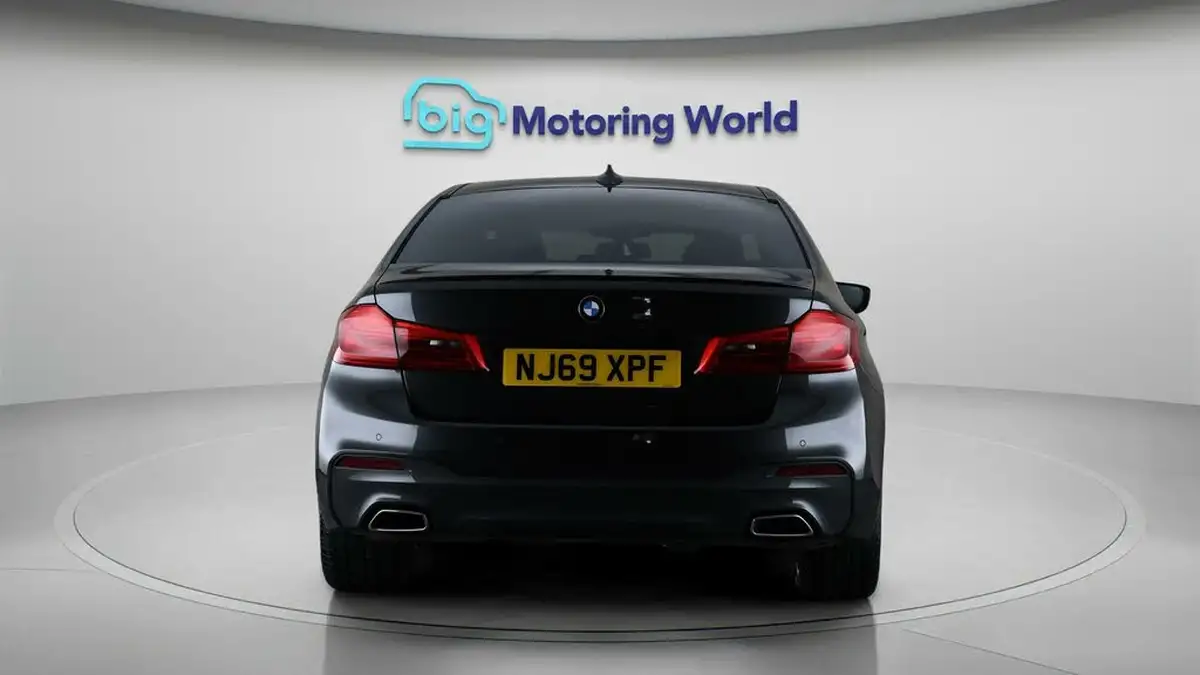 2019-bmw-5-series-20td-520d-m-sport-188bhp-xdrive-plus-pack-saloon-4d-big-6