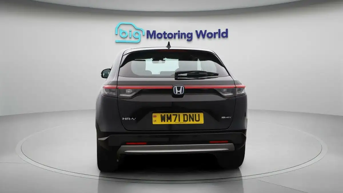 2022-honda-hr-v-15-i-mmd-advance-big-6