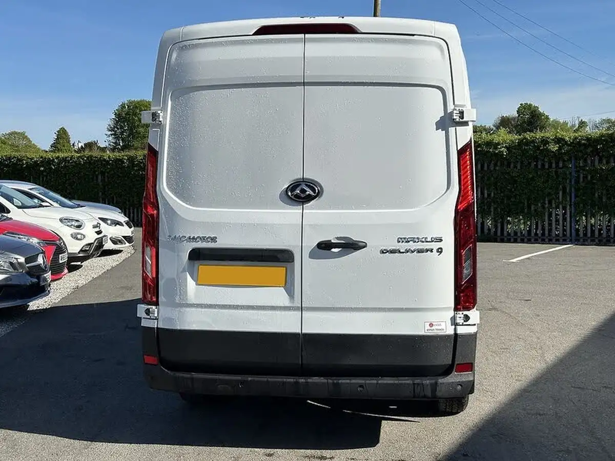 2023-maxus-deliver-9-big-17
