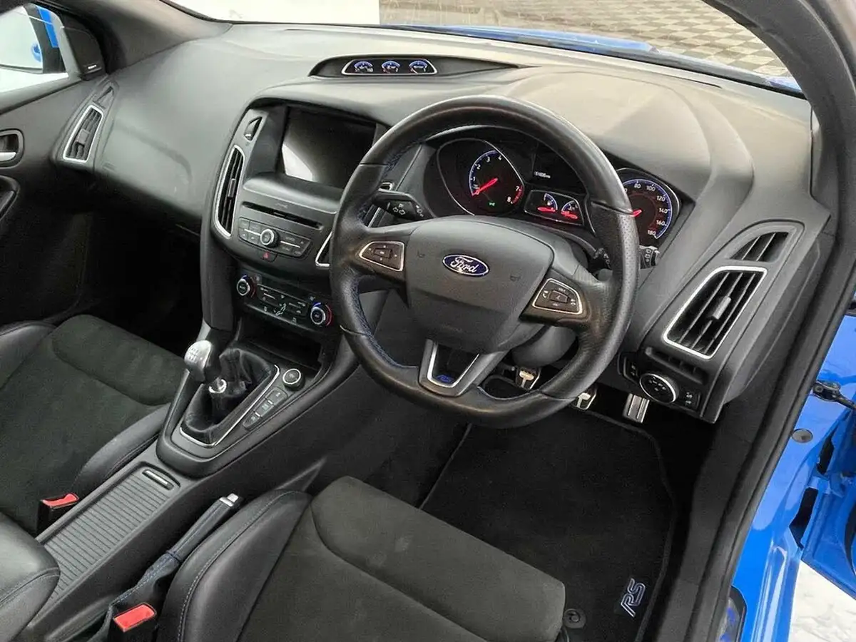 2017-ford-focus-23-rs-4x4-2261cc-big-8