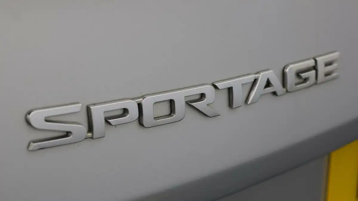 2021-kia-sportage-16-gdi-2-big-19