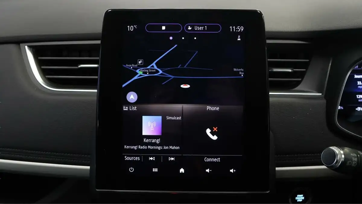 2021-renault-zoe-e-riviera-limited-edition-big-10