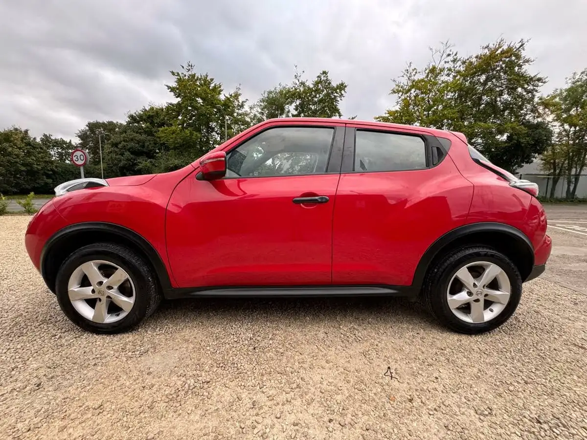2015-nissan-juke-16-visia-big-13