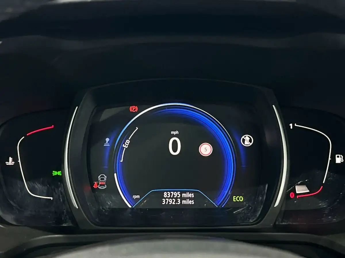 2017-renault-kadjar-15dci-signature-s-nav-energy-ss-big-46