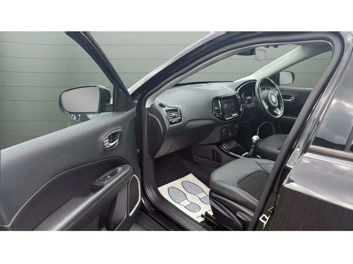 2021-jeep-compass-14-multiair-ii-night-eagle-big-29