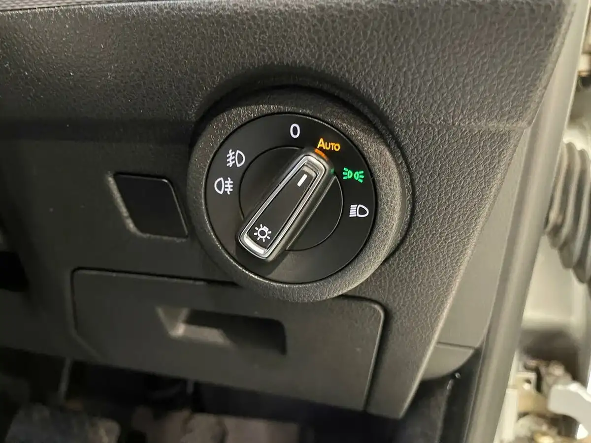 2021-volkswagen-caravelle-20tdi-executive-bmt-204pseu6d-big-24