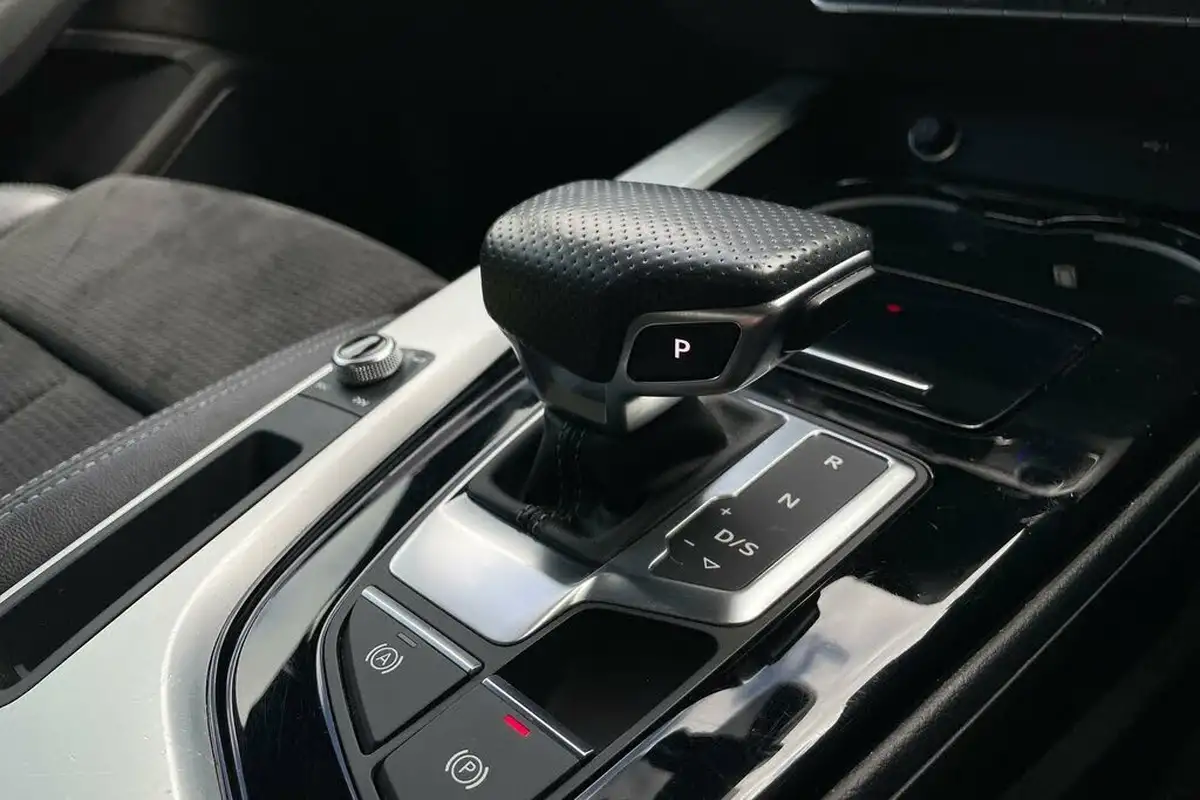 2021-audi-a5-20-35-tdi-s-line-coupe-2d-big-42