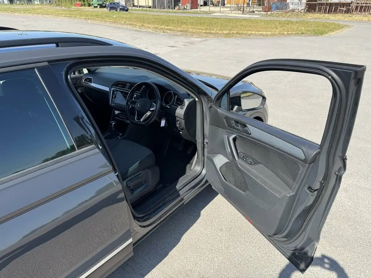 2022-volkswagen-tiguan-15-tsi-life-150ps-dsg-big-9