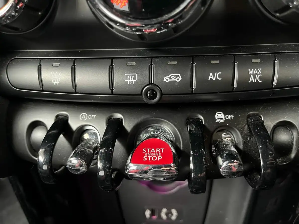 2018-mini-cooper-15-1499-gt-media-xlss-big-25