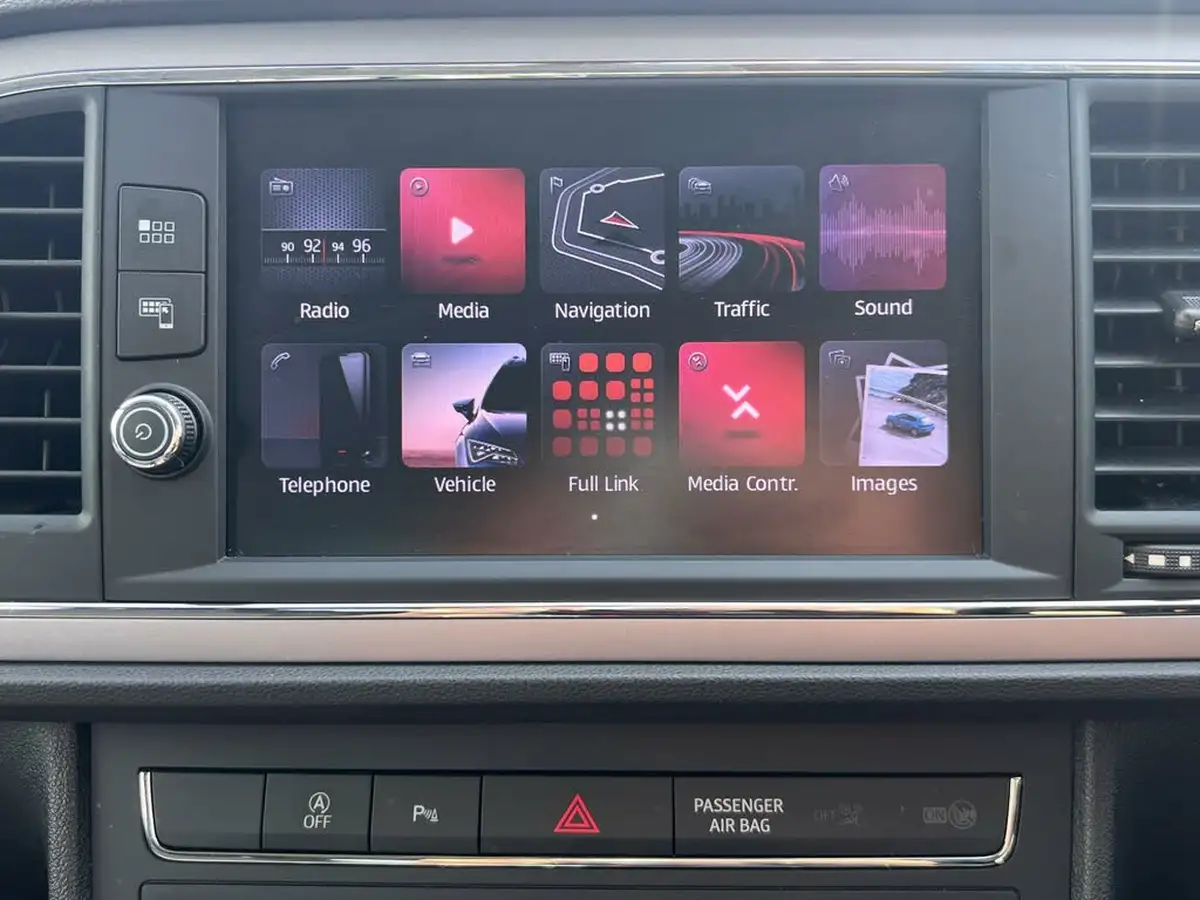 2020-seat-leon-20tdi-se-dynamic-150ps-hatchback-dsg-big-25