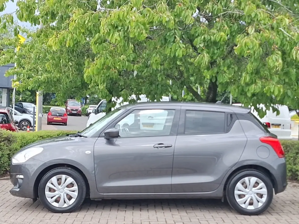 2018-suzuki-swift-10-boosterjet-sz-t-111ps-big-3