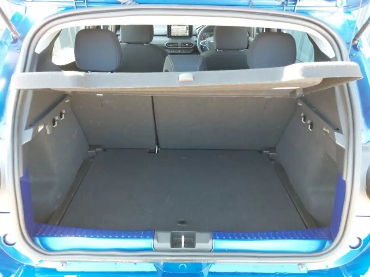 2023-dacia-sandero-stepway-10-tce-essential-90bhp-big-7