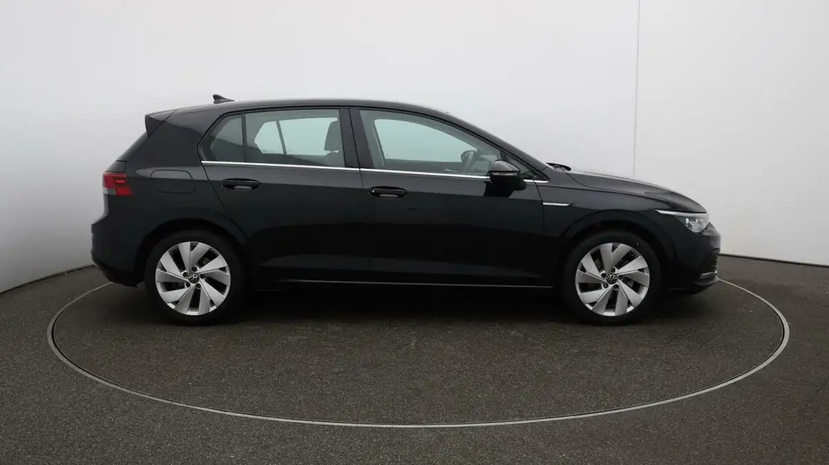 2021-volkswagen-golf-15-tsi-style-150ps-hatchback-big-49
