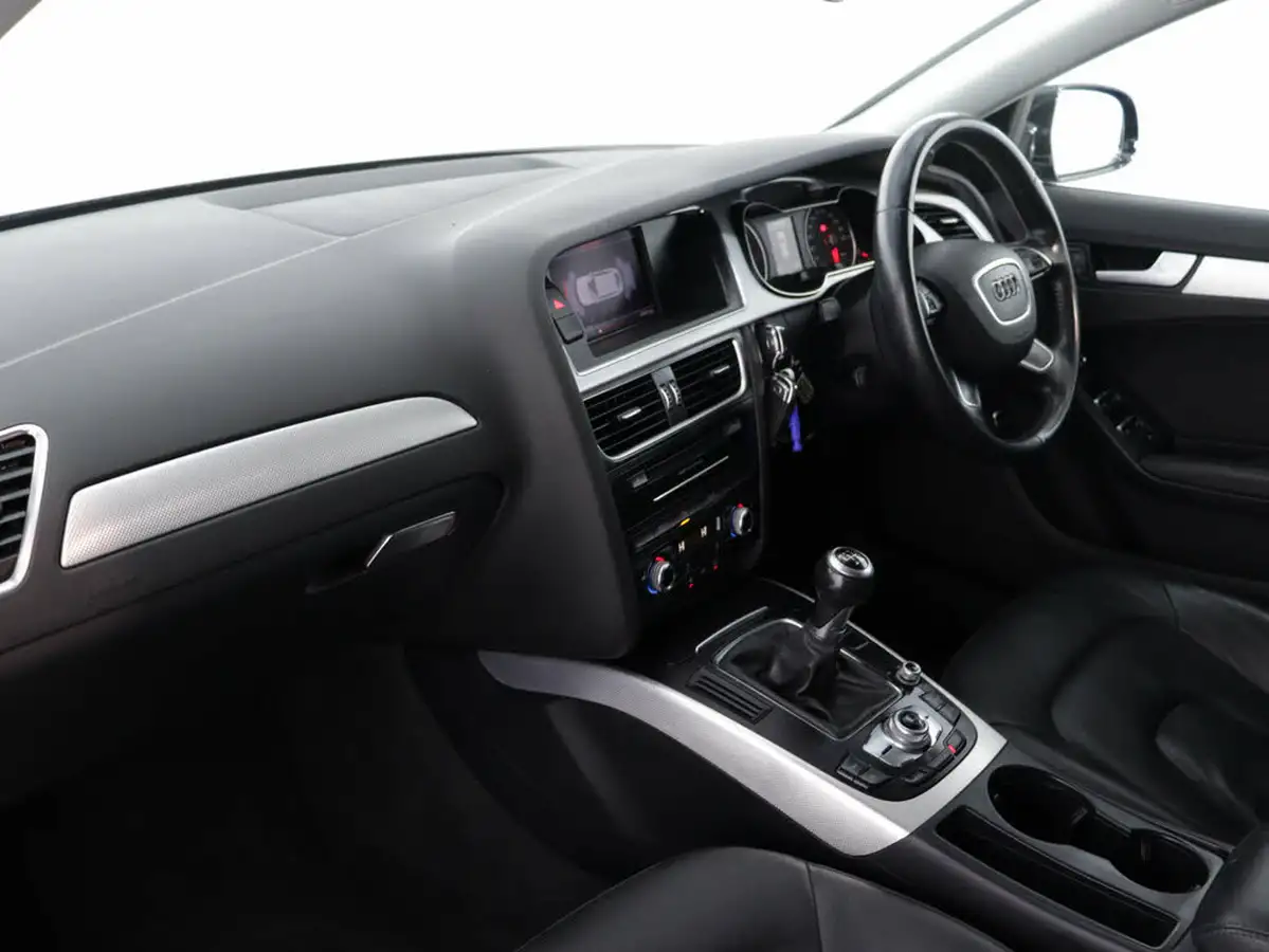 2015-audi-a4-avant-18-se-technik-170ps-big-38