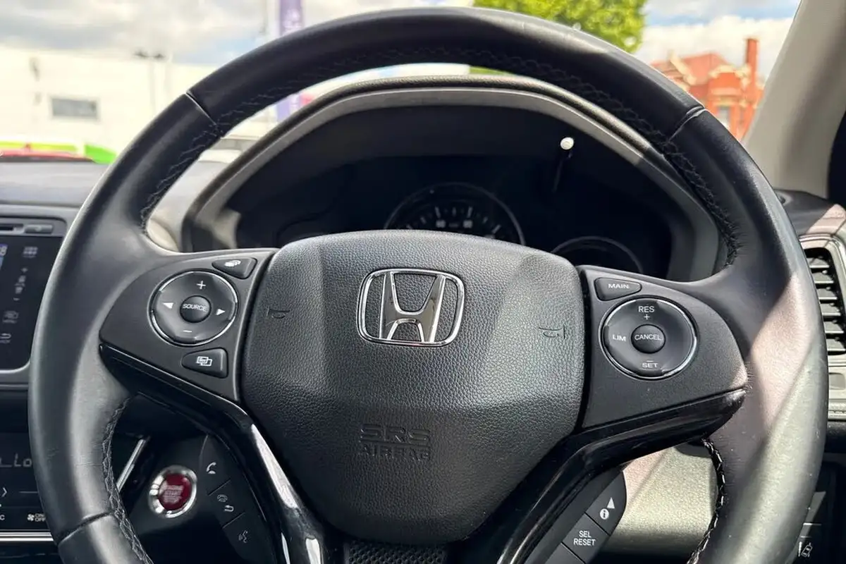 2016-honda-hr-v-15-i-vtec-ex-big-33