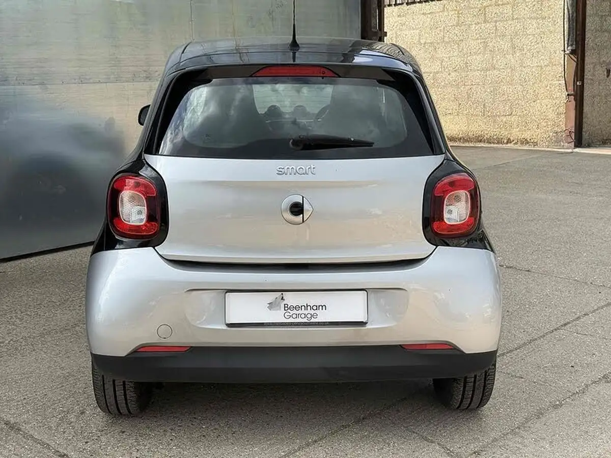 2015-smart-forfour-10-prime-ss-big-6