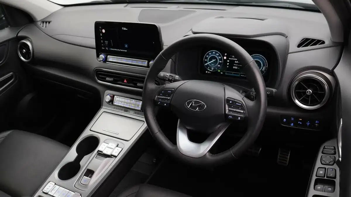 2023-hyundai-kona-e-ultimate-204ps-64kwh-105kw-obc-big-9