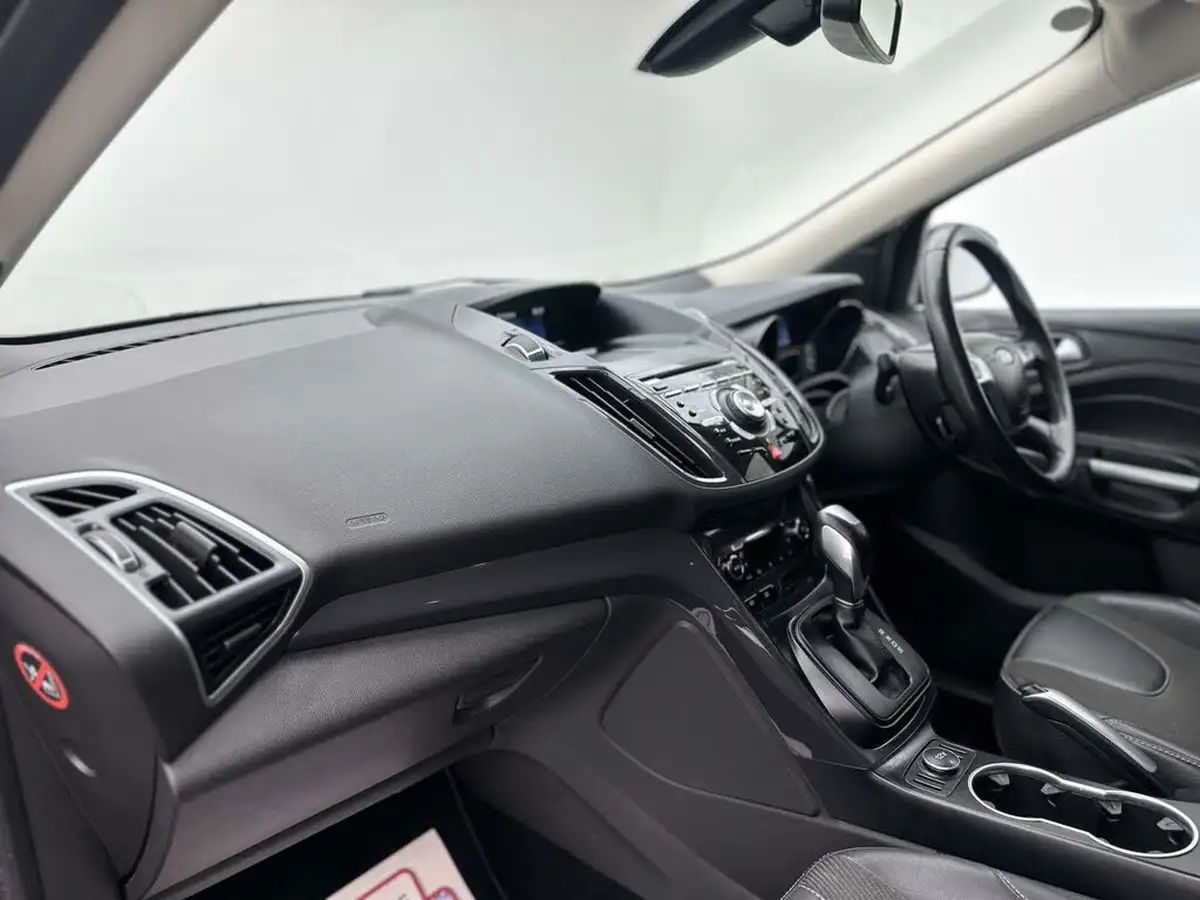 2014-ford-kuga-20tdci-titanium-163ps-awd-powershift-big-37